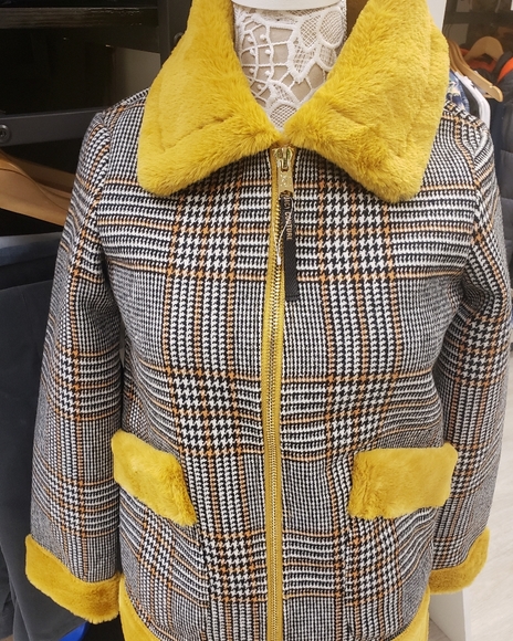 Jacket - Picture 1 of 6